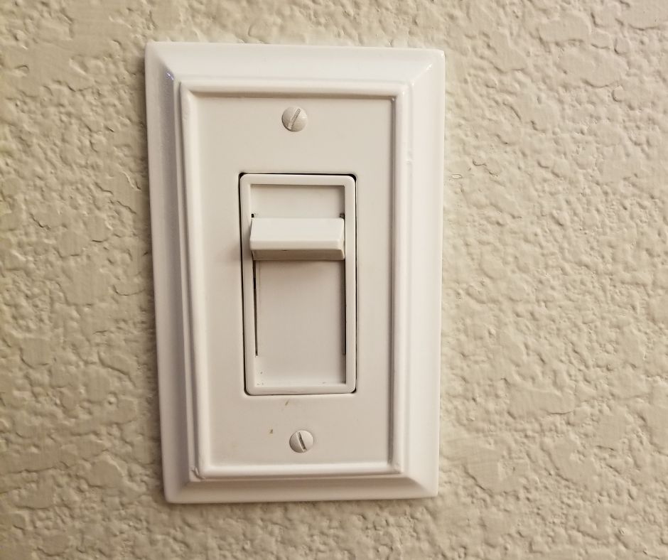 Why Are My Lights Buzzing? Causes & Solutions